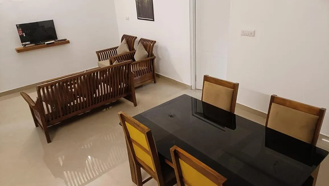 Serenity Hotel Kochi 3*,