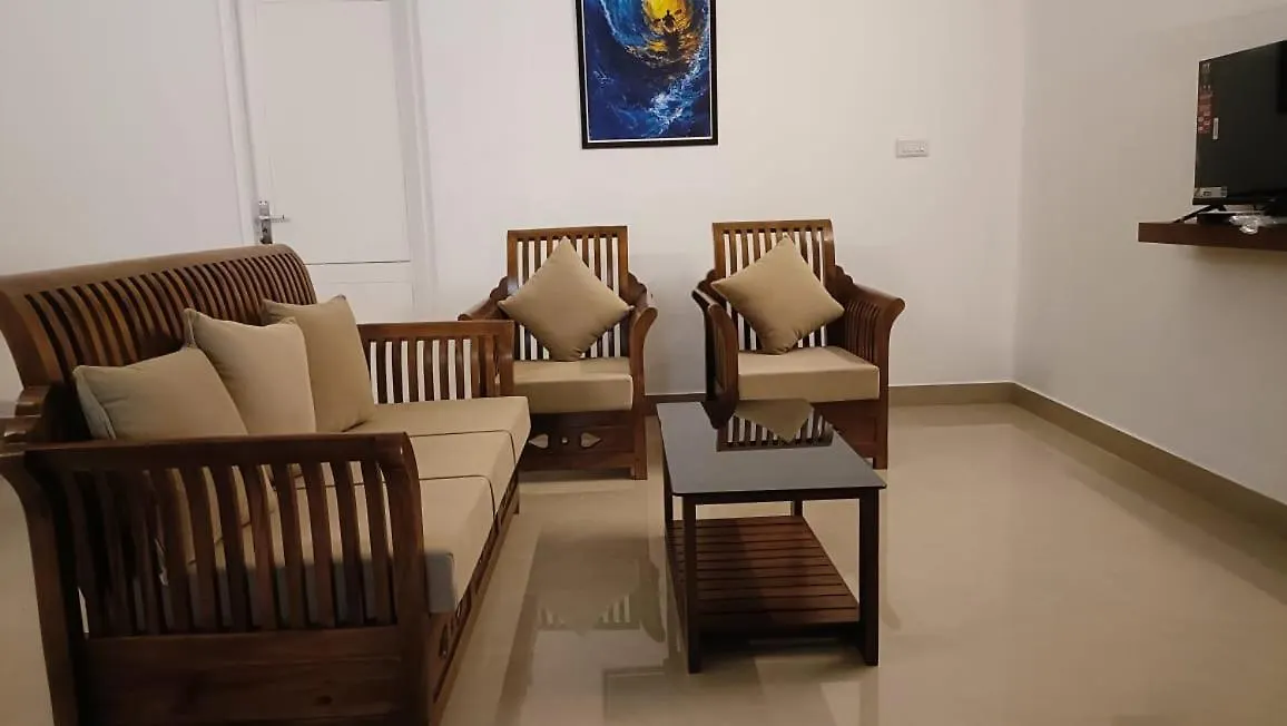 Serenity Hotel Kochi 3*,